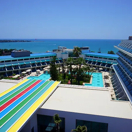 Resort Star Elegance Side