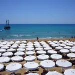 Resort Star Elegance Side